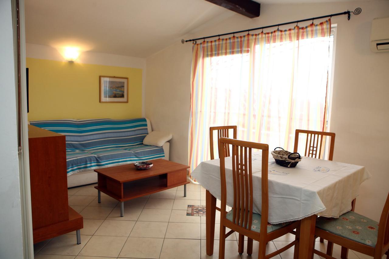 Apartments Tramontana Nr Portoroz Exterior photo